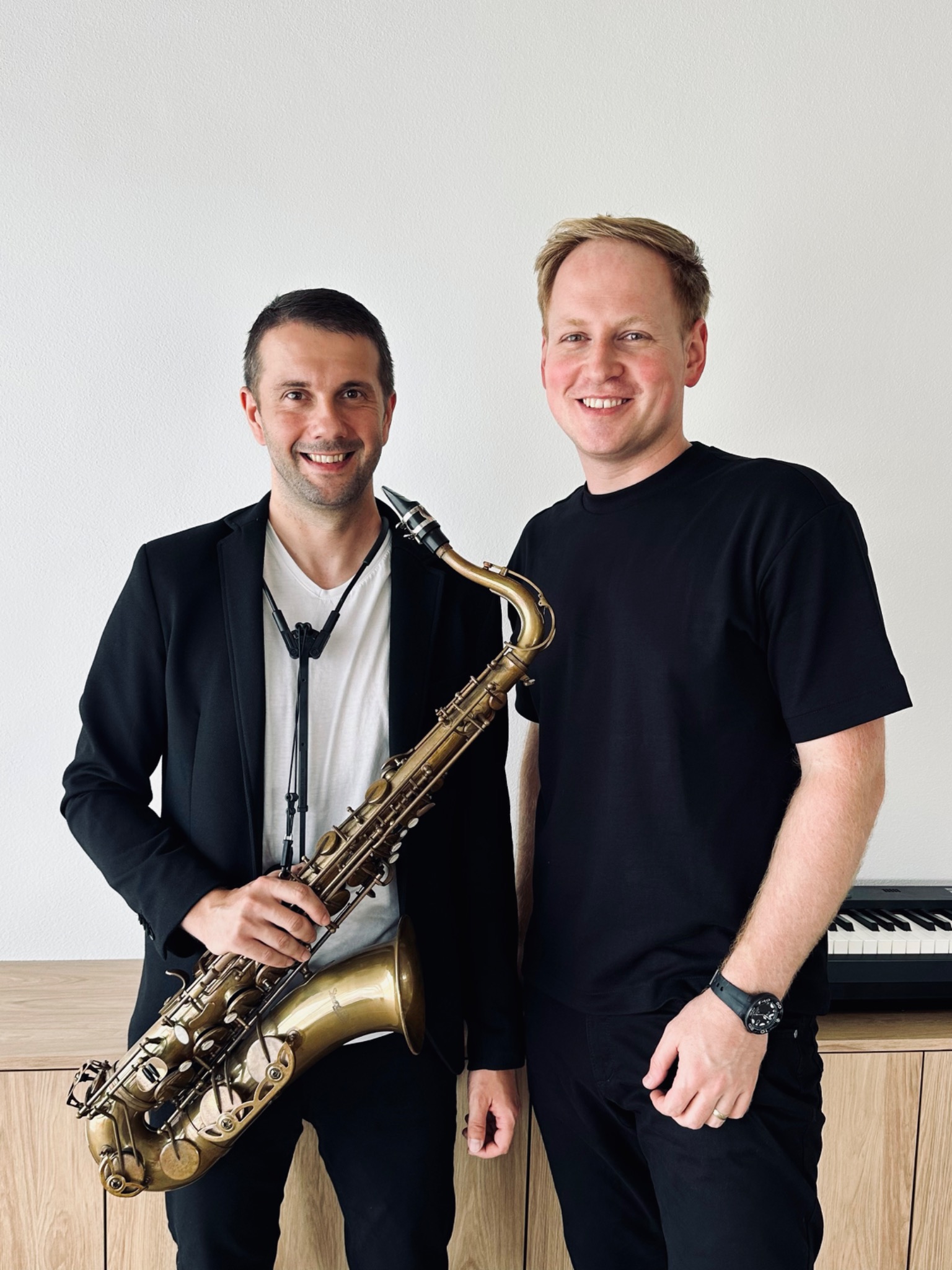 Duo PianoSax — dvaja hudobníci so saxofónom a klávesmi